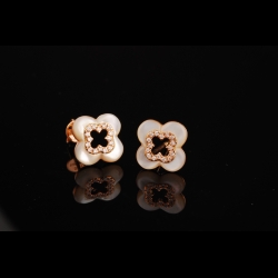 Flower MOP 18K Diamond Earrings